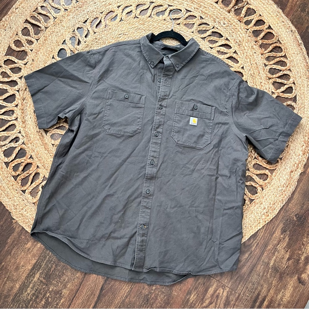 Carhartt Men's Short Sleeve Button-Down Shirt in Charcoal Gray